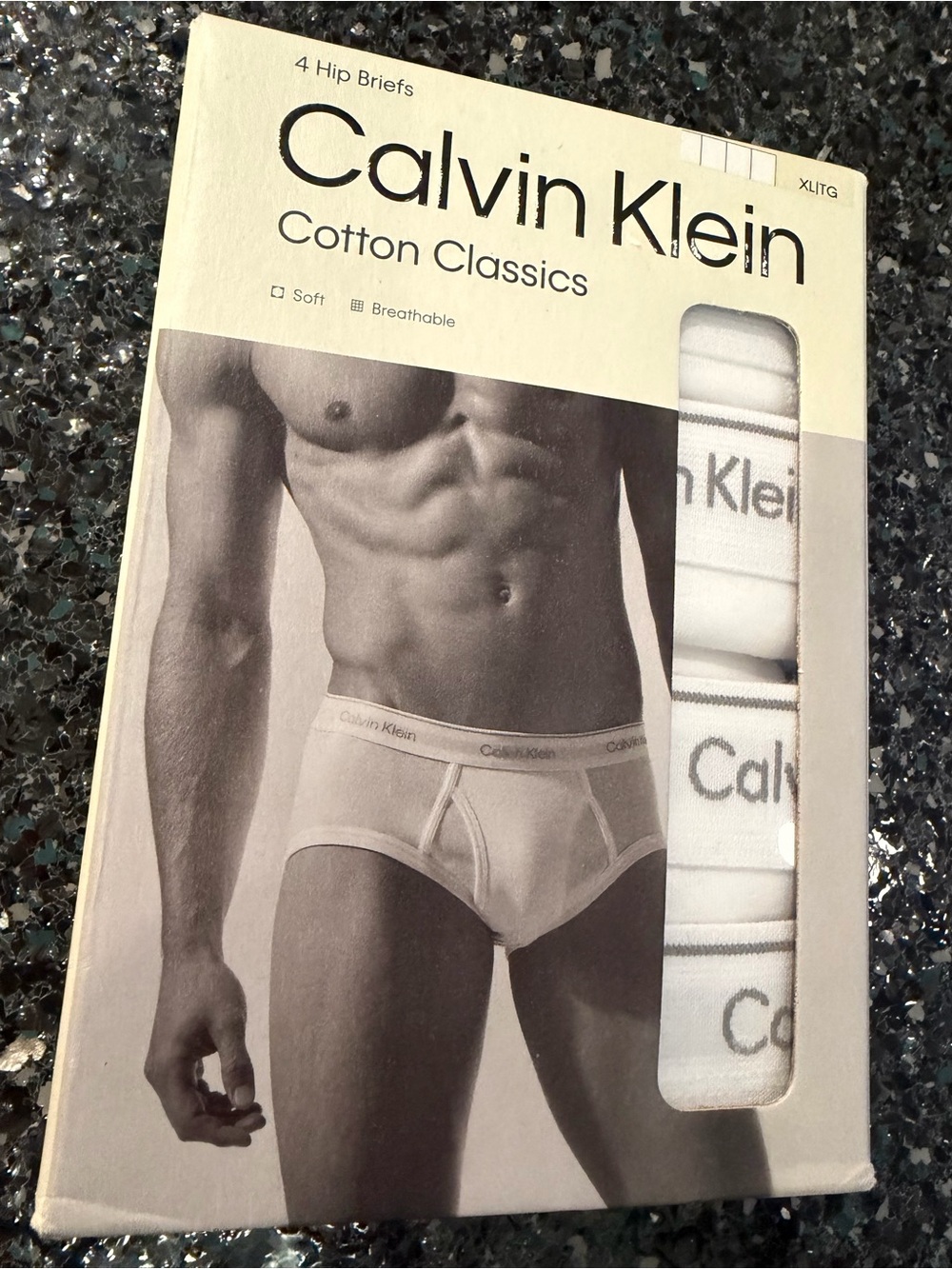 Calvin Klein Mens XL White Cotton Classics Hip Briefs Underwear 4-Pack Soft NWT